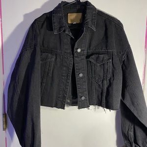 Frayed Cropped Jean Jacket